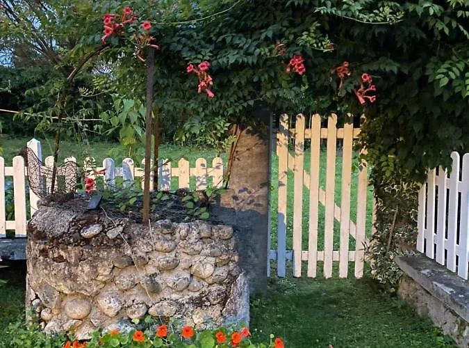 Πανσιόν Maison Marco *